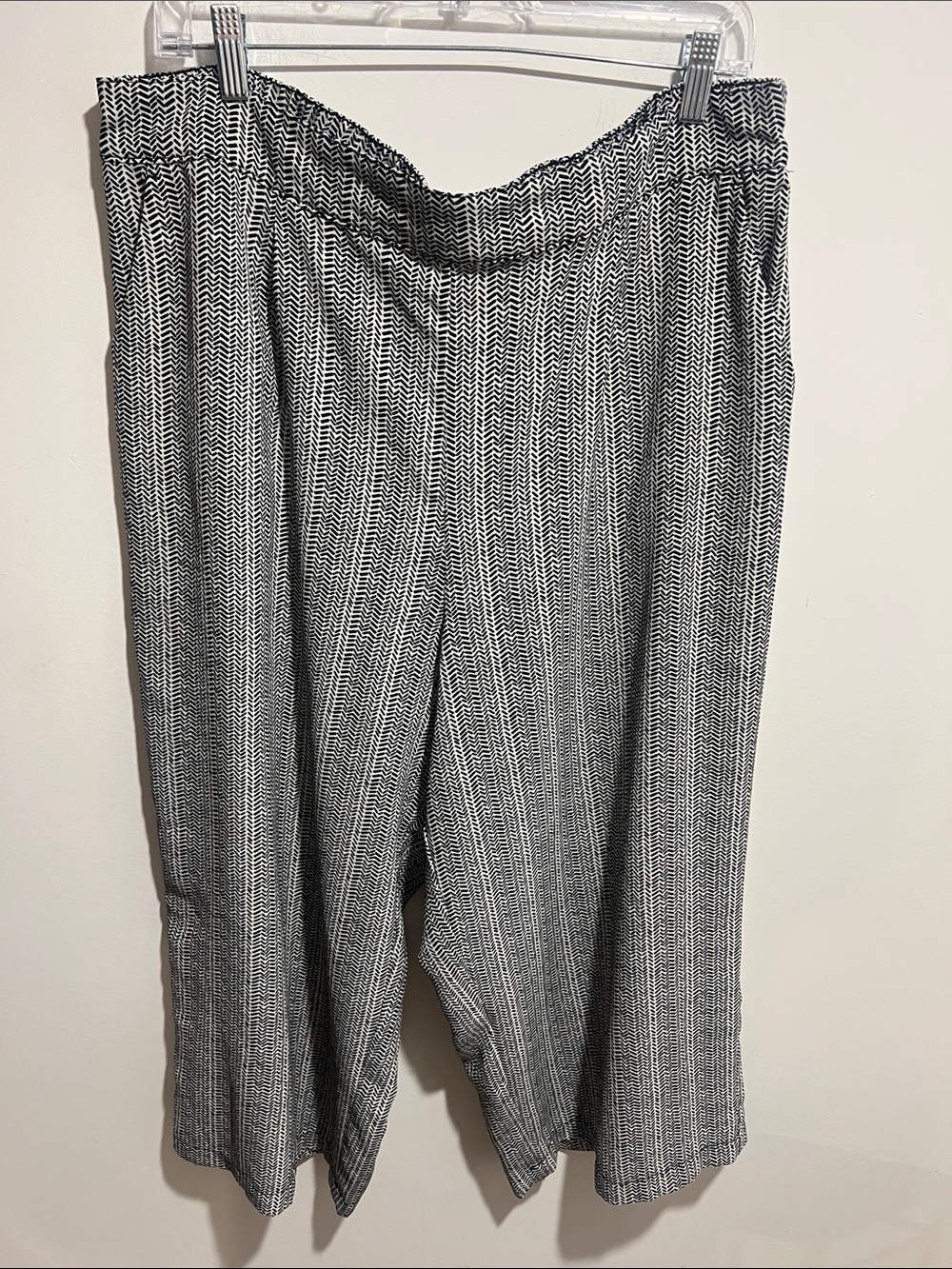 croft & barrow Black and White Chevron Wide-Leg Cropped Pants Size XXL